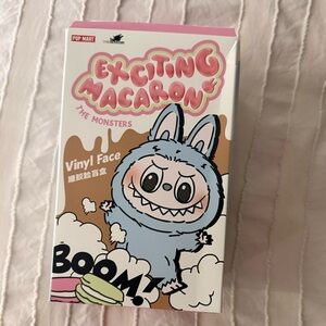 Exciting Macaron Labubu (Lychee Berry)